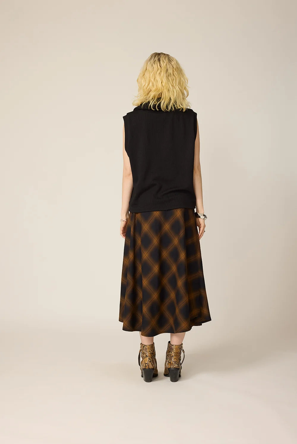 Beth Skirt