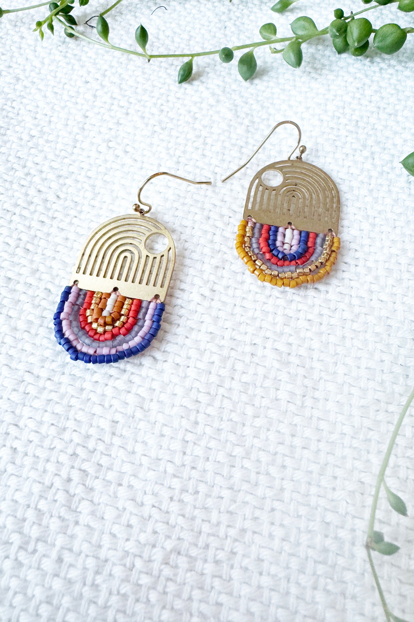 Lined Arch Beaded Capsule Dangle Earrings