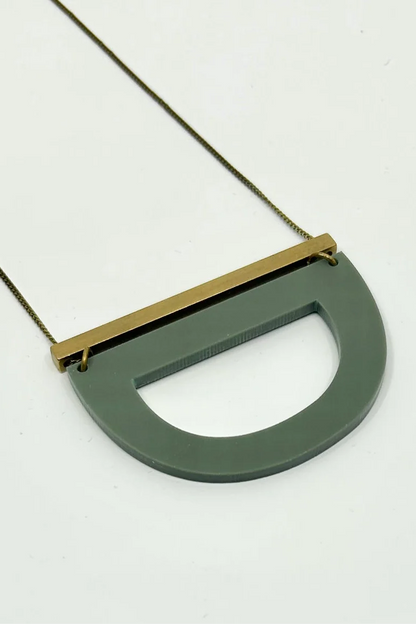 Luppe Necklace