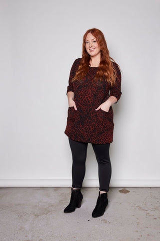 Zoe Tunic by Tangente, Red Leopard, pullover style tunic, round neck, 3/4 sleeves, front pockets, wide band at hem, sizes XS to XXL, made in Ottawa