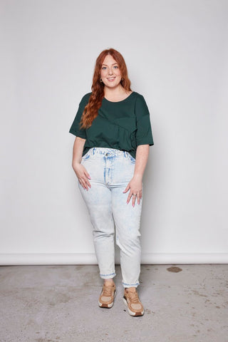 Clara Top by Tangente, Pine, boxy top, short dropped sleeves, asymmetrical front seams, pleated panel, eco-fabric, OEKO-TEX certified, cotton, sizes XS to XXL, made in Ottawa