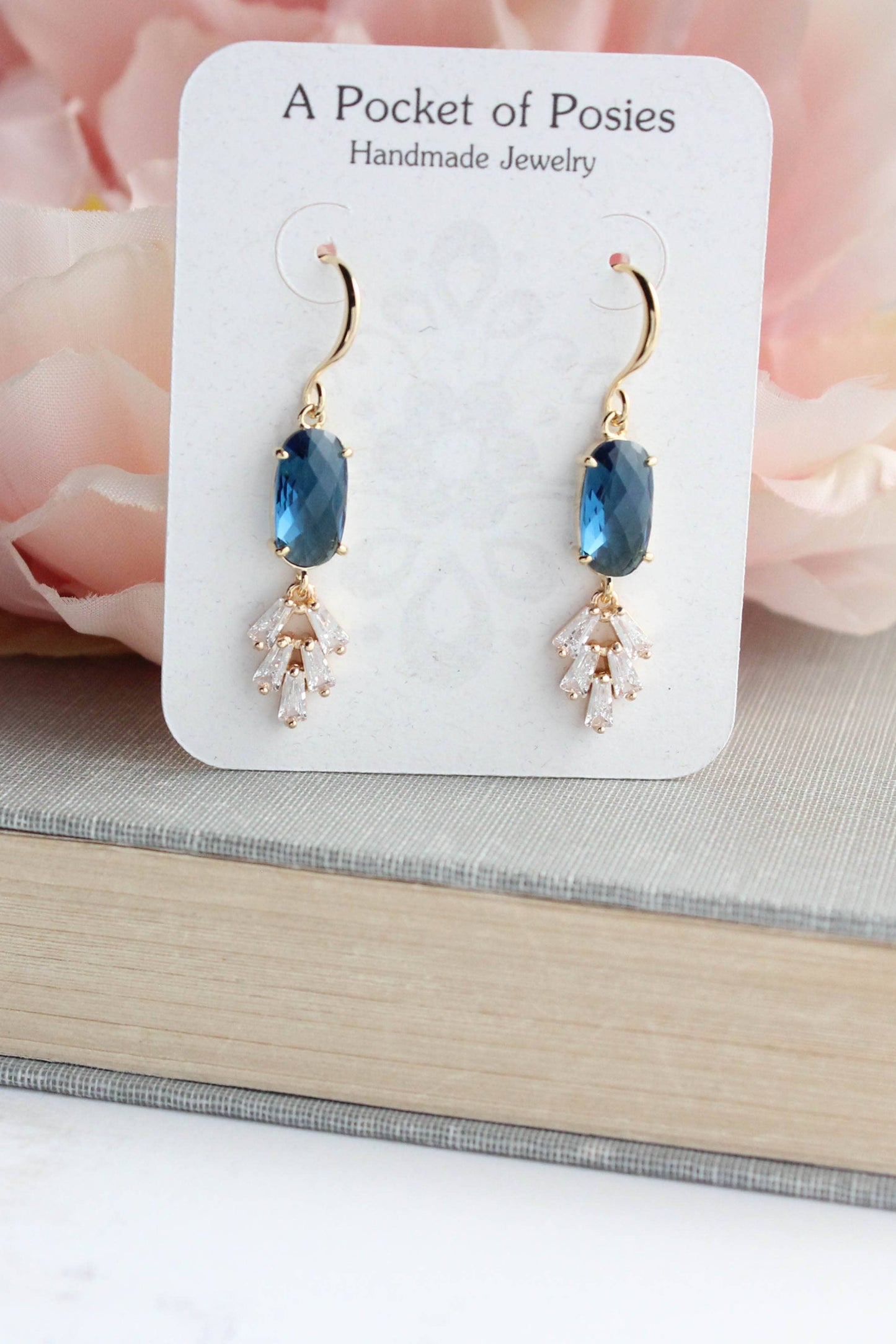 Art Deco Sparkling Leaf Earrings (4 colors)