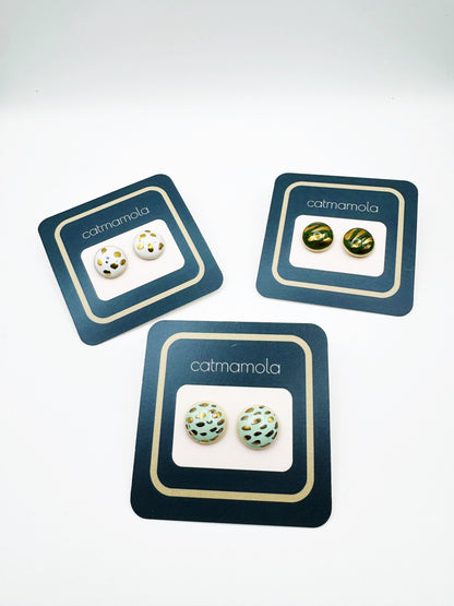Round Studs