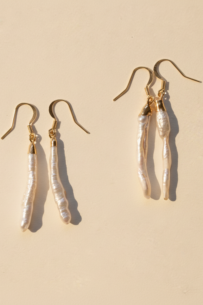 Long Biwa Pearl Dangle Earrings (1E46)