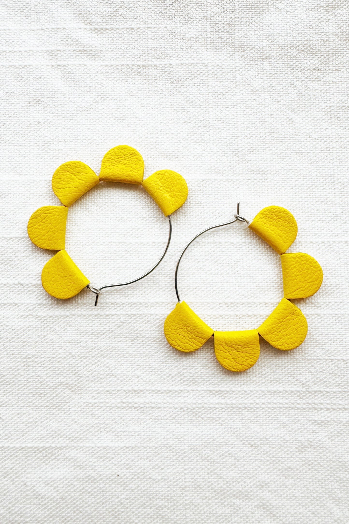 Daisy Hoop Earrings