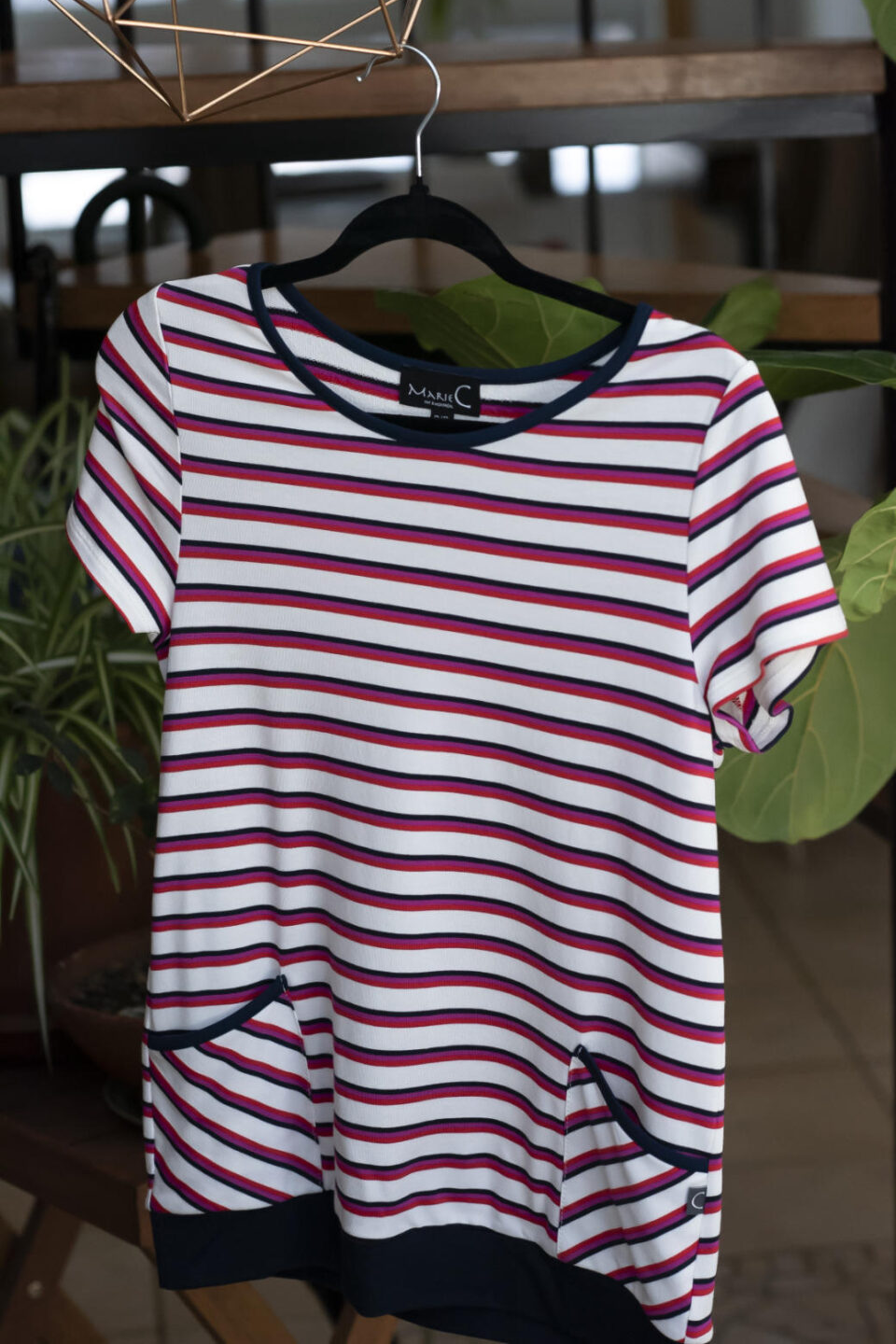 Vuela Top by Marie C, Stripe, contrast trim at neckline and on patch pockets, band at hem, eco-friendly, OEKO-TEX certified, bamboo rayon and cotton, sizes XS to XL, made in Montreal 