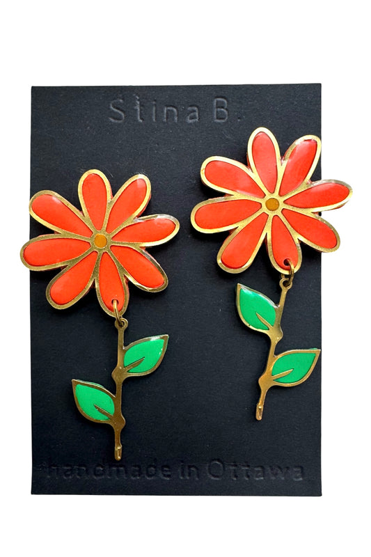Marguerite Flower Dangle Studs