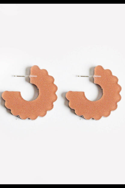 Earrings Scallop Small Hoop