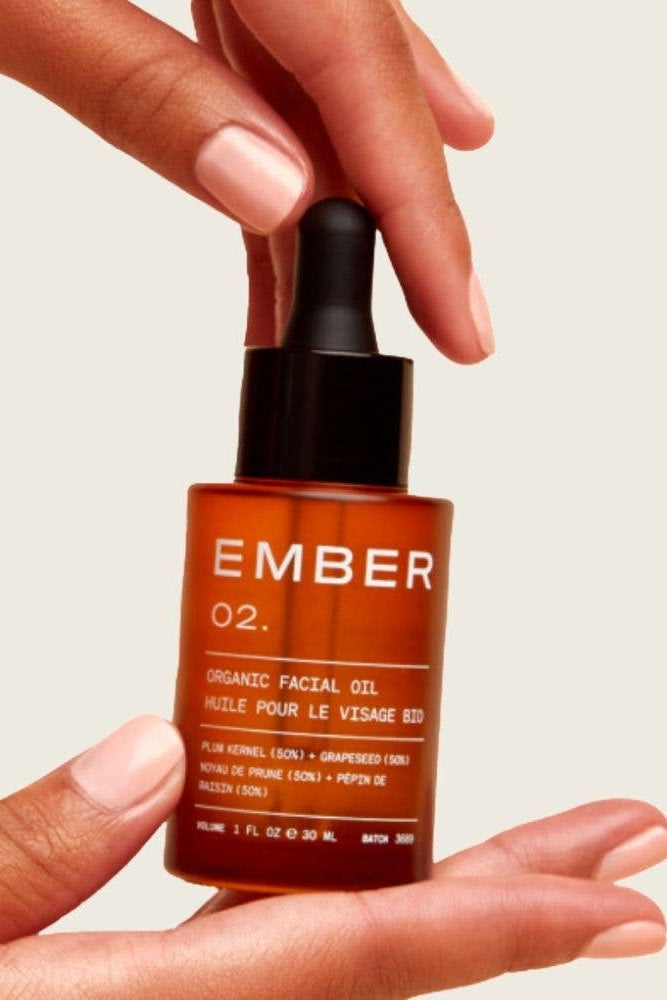 02 / PLUM KERNAL + GRAPESEED FACIAL OIL