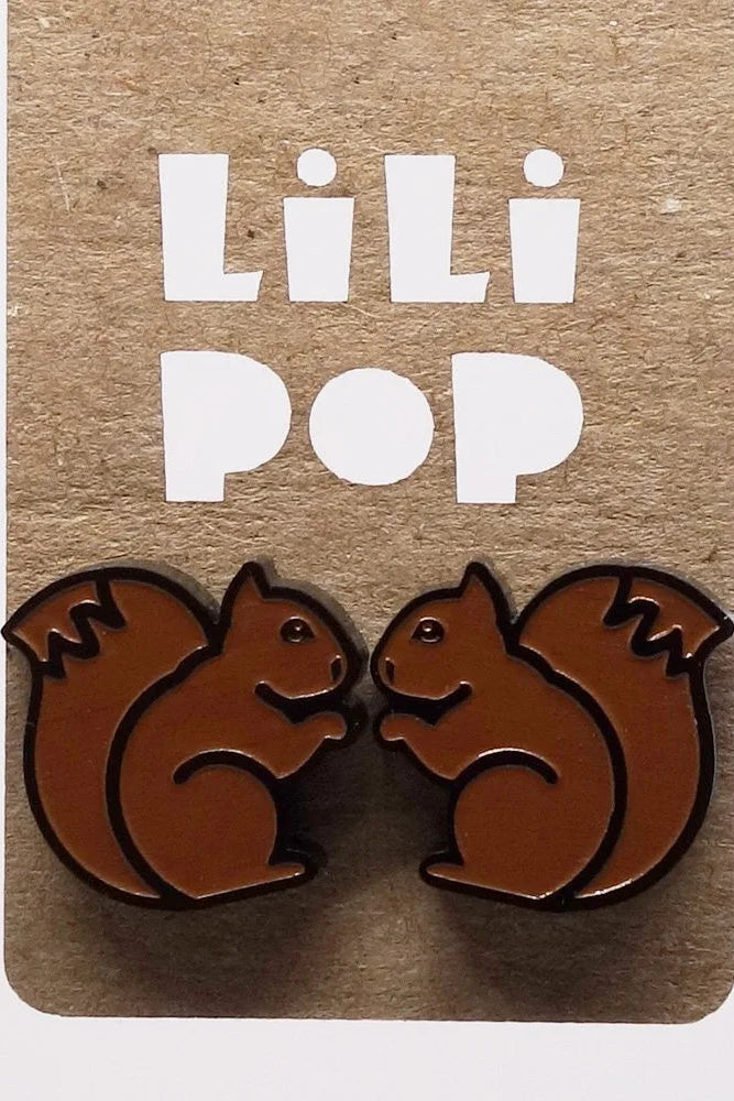 Brown squirrel-shaped earrings on a Lili Pop branded card