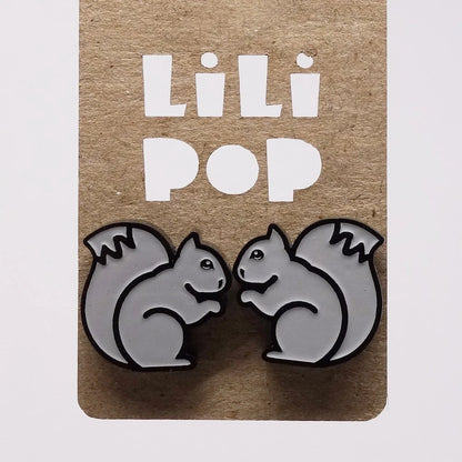 Grey squirrel-shaped earrings on a Lili Pop branded card